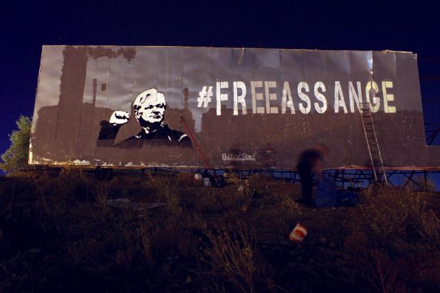 Bild political stencil.jpg